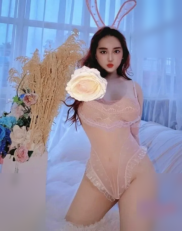 Ảnh Sex Uyên Betty Phần 2 - Onlyfans Leak